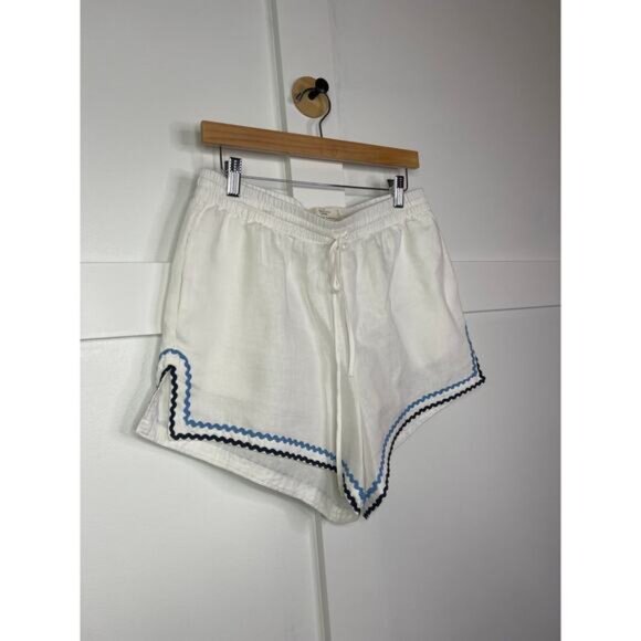 NEW Birds of Paradis by Trovata Dora White Shorts with Ric Rac Size: Medium - Picture 3 of 7